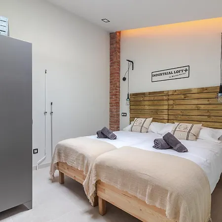 Lägenhet Flatguest Industrial Loft By Marina - Wifi