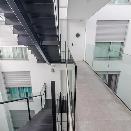 Lägenhet Flatguest Industrial Loft By Marina - Wifi *