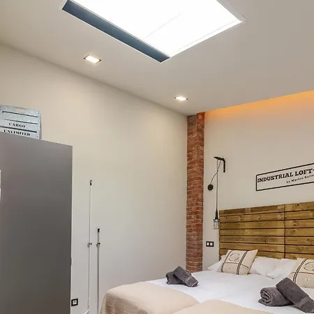 Lägenhet Flatguest Industrial Loft By Marina - Wifi *